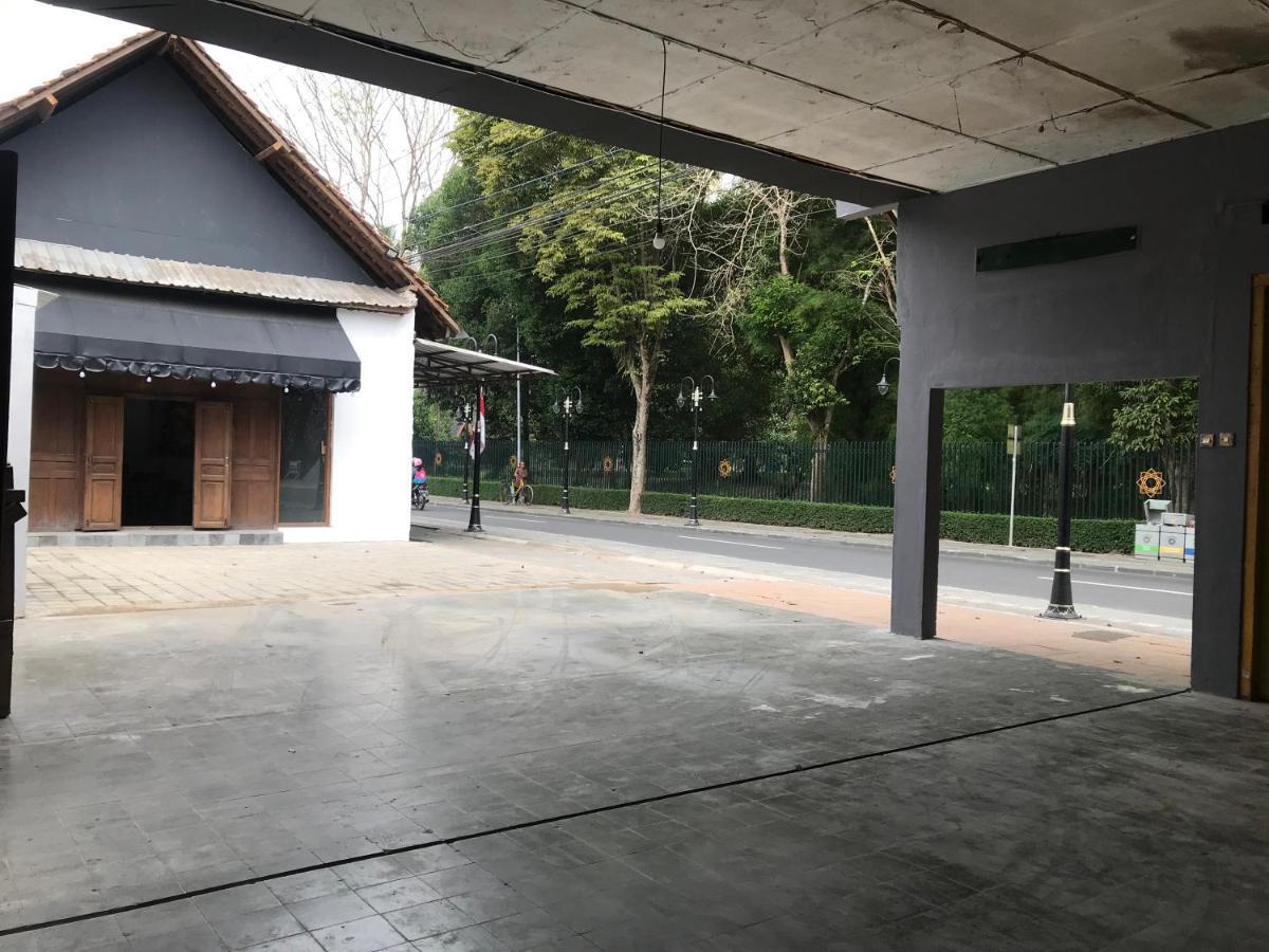Watu Agung Guest House Magelang Eksteriør billede