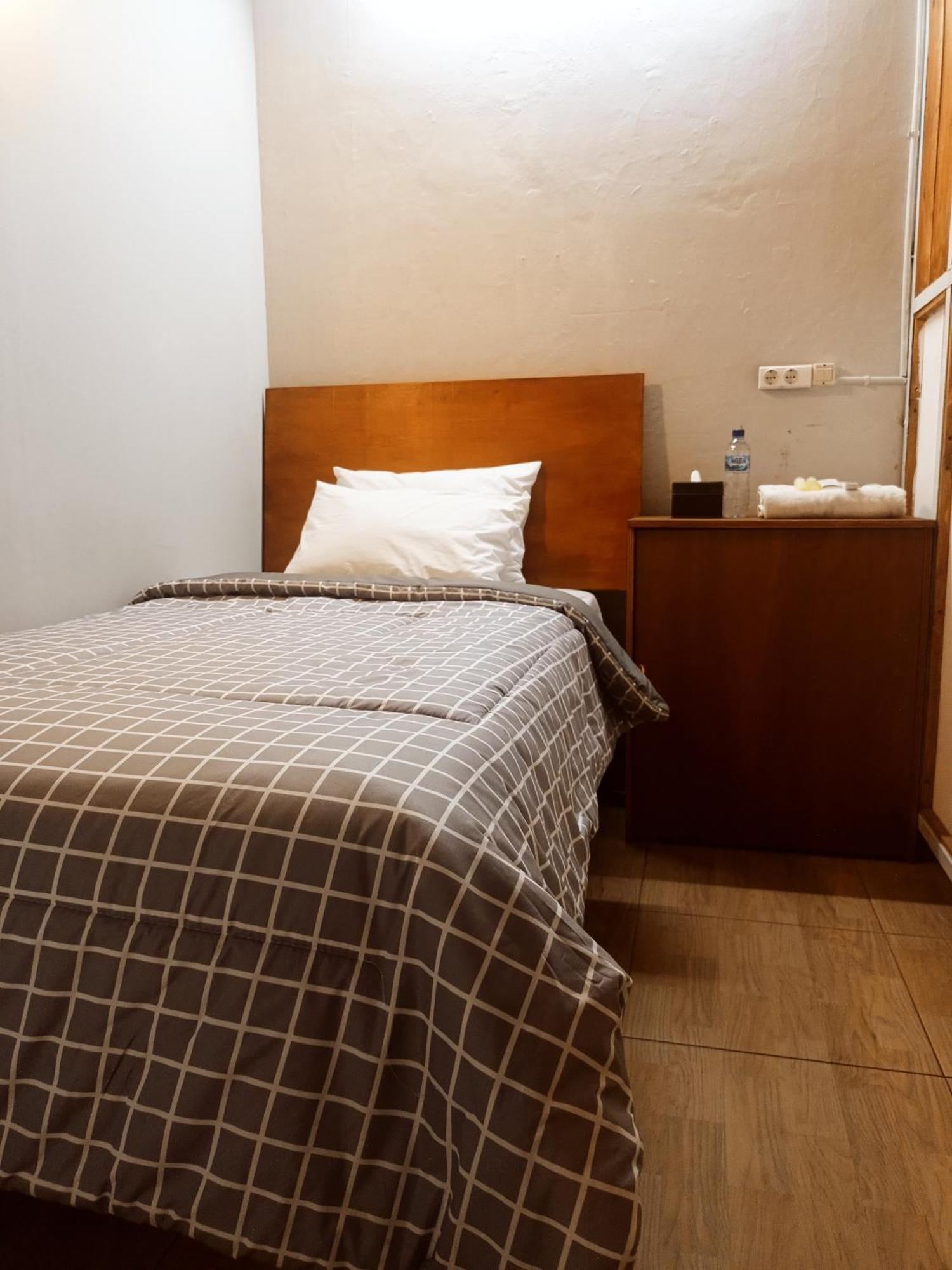 Watu Agung Guest House Magelang Eksteriør billede