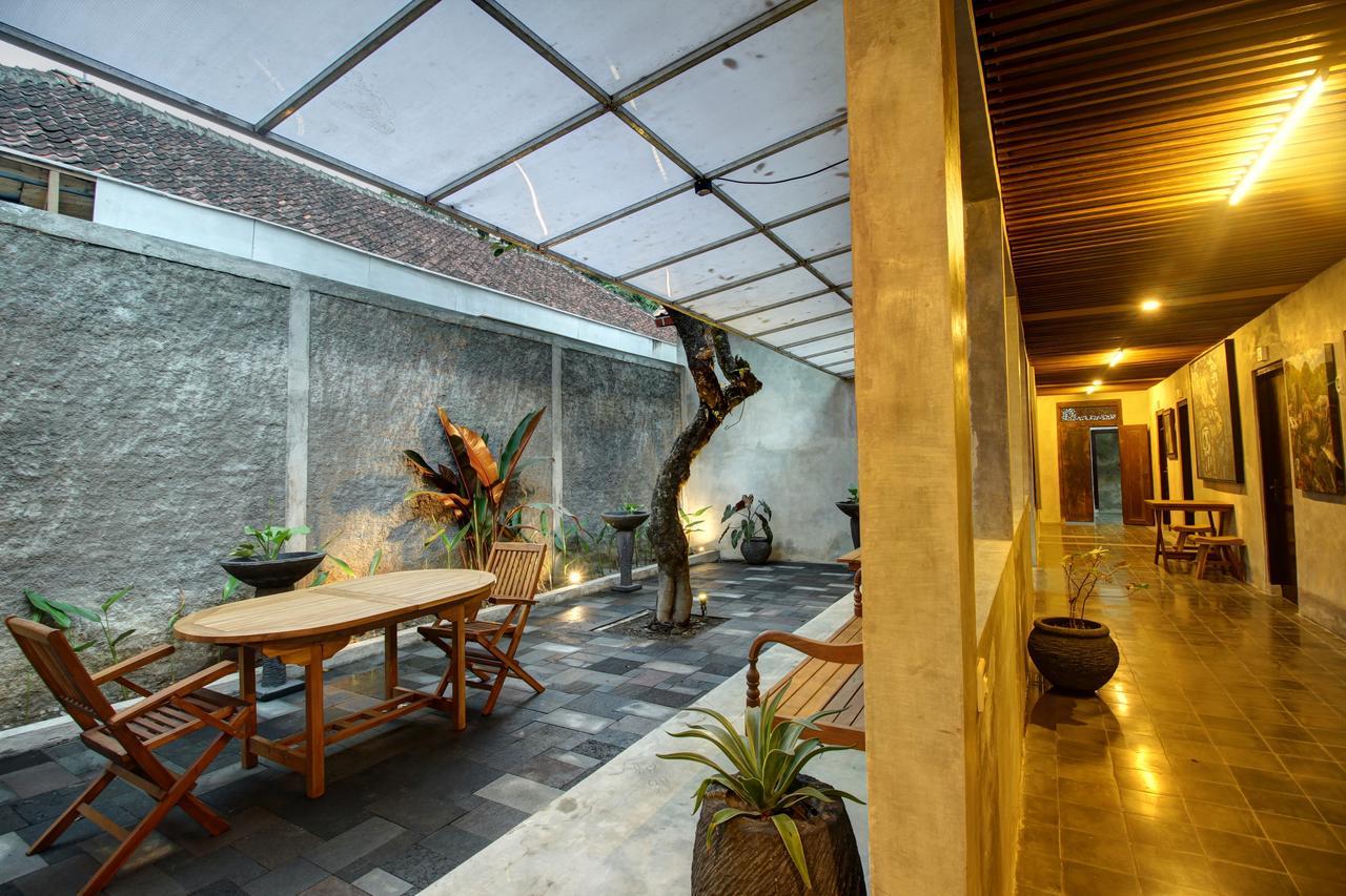 Watu Agung Guest House Magelang Eksteriør billede